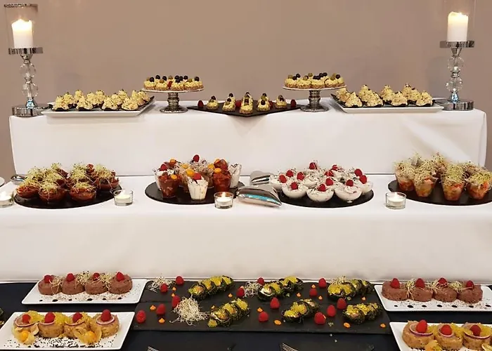 Baltic Korona - E17 Apartahotel *