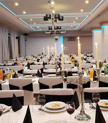 Baltic Korona - E17 Apartahotel *